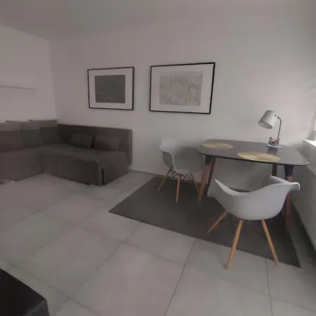 Otel Kawalerka Z Balkonem Na Aleksandrowskiej Łódź