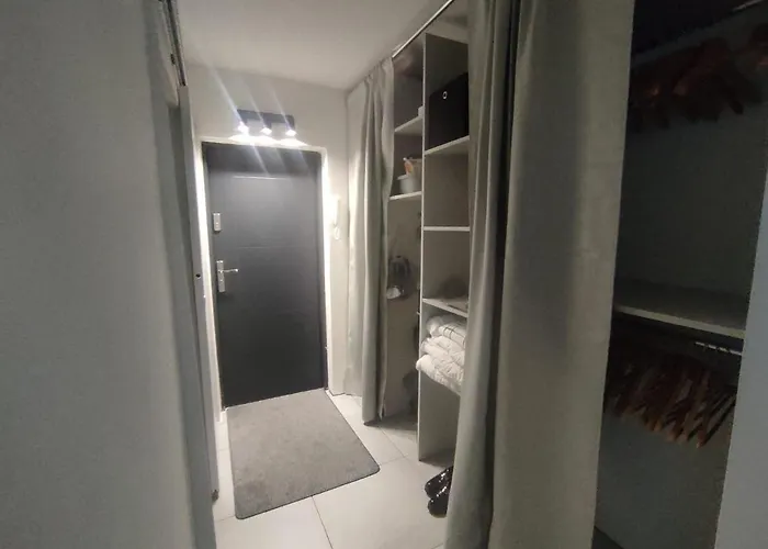 Hotel Kawalerka Z Balkonem Na Aleksandrowskiej Lodž